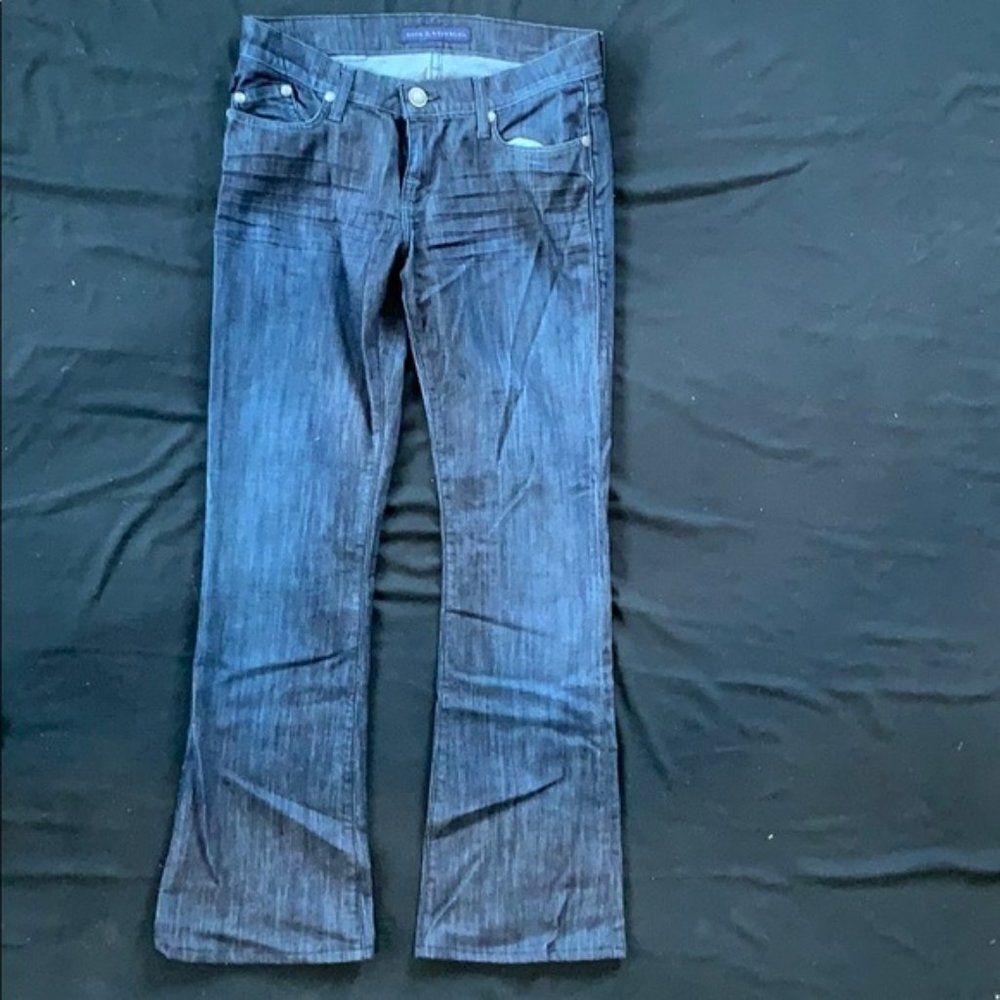 Ladies Rock and Republic demin Jeans size 28 Vintage Mid Regular High Rise Flare